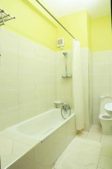 Hotel 7 Seasons Entebbe