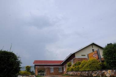 Rukungiri Inn