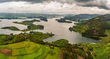 Lake Bunyonyi Rock Resort