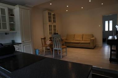 Private Double room in Wembley