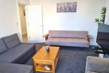 Victoria House by Kasar Stays