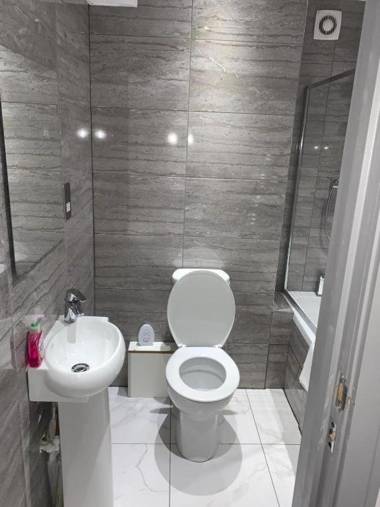 Beautiful 2-Bed Apartment in Southend-on-Sea