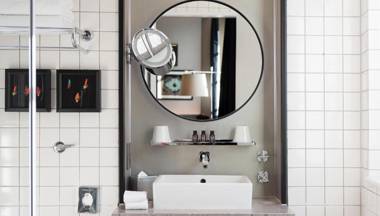 The Trafalgar St. James London Curio collection by Hilton