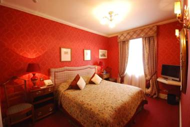 The Leonard Hotel