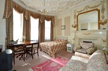 Kensingtoncourt Aparthotel