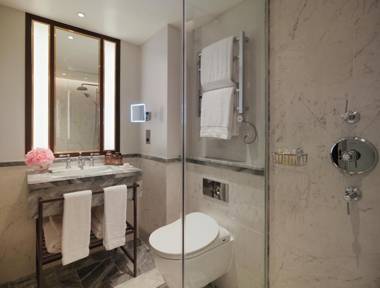 The Biltmore Mayfair LXR Hotels & Resorts