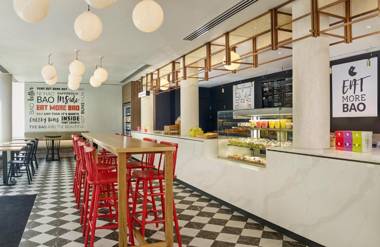 The Westminster London Curio Collection by Hilton