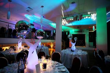 Holiday Inn London Camden Lock an IHG Hotel