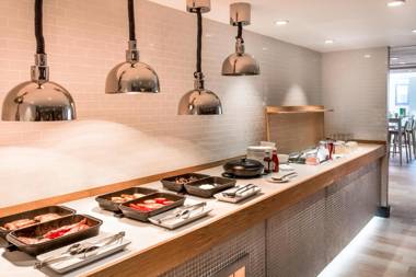 Holiday Inn London Camden Lock an IHG Hotel