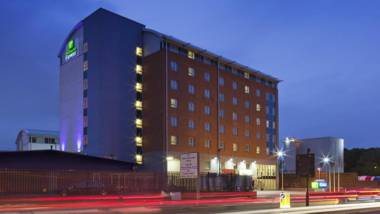 Holiday Inn Express London Limehouse an IHG Hotel