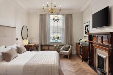 The Queens Gate Hotel