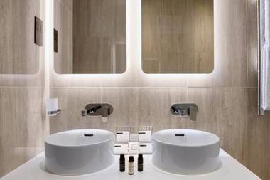 The Queens Gate Hotel