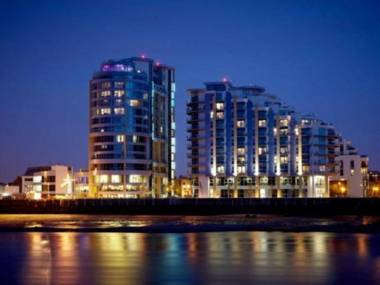 Crowne Plaza London Battersea