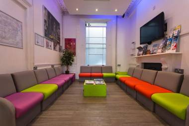 Smart Hyde Park Inn Hostel