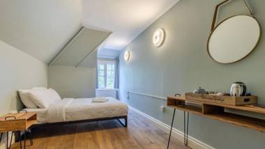 Palmers Lodge Swiss Cottage