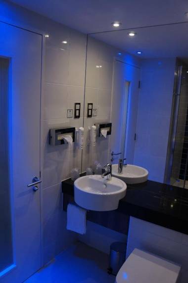 Holiday Inn Express Earls Court an IHG Hotel