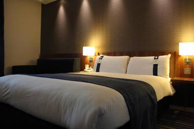 Holiday Inn Express London Stratford an IHG Hotel