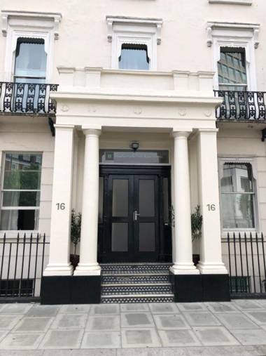 Assaha Hyde Park Apartments