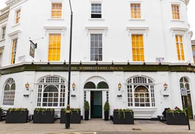 PubLove @ The White Ferry Victoria