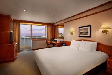 Sunborn London Yacht Hotel