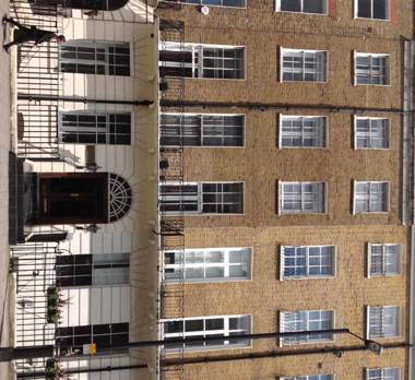 London Continental Hotel