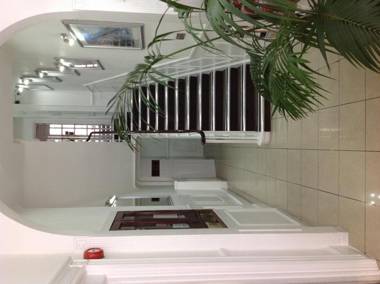 London Continental Hotel