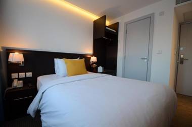 Pelican London Hotel and Residence
