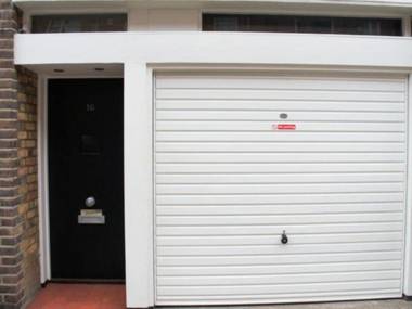 A Home To Rent at Chelsea - The Family Apartment