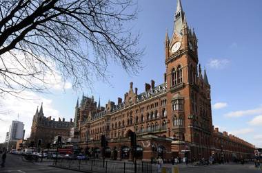 Kings Cross Apartment