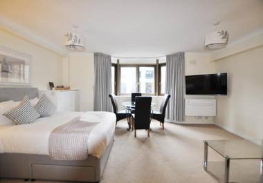 Marlyn Lodge – City of London
