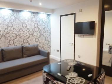 Imperial Court Suites