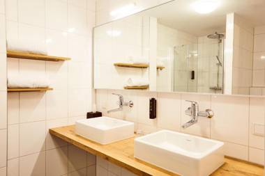 Good Hotel London