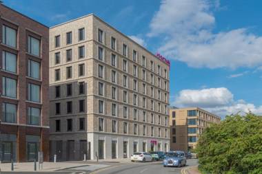 Moxy London Excel