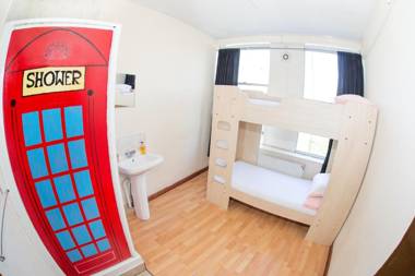 Kensal Green Backpackers 2