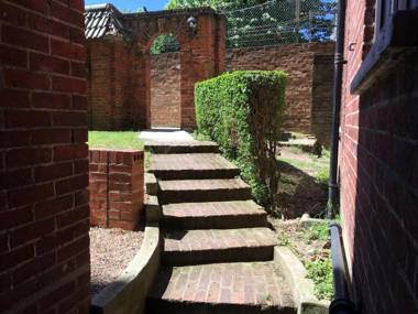 Marble Apartments Effra Court