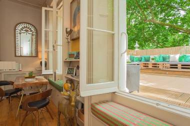 TREE HOUSE Celebrity Residence in Notting Hill