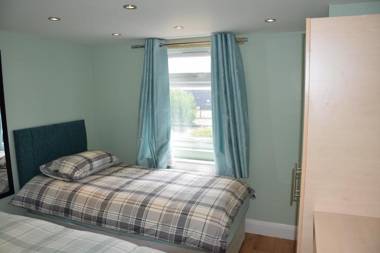 4 Bedroom Apartment & 2 Bedroom apartment