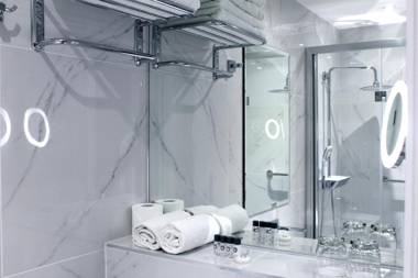 1 Craven Hill Gardens