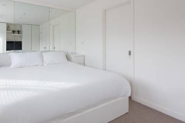 Veeve - Kenway Village