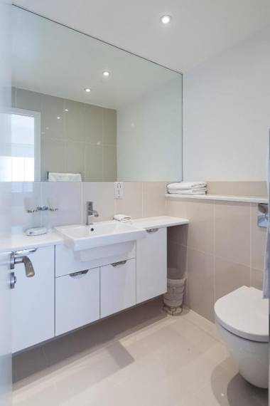 Veeve - Kenway Village