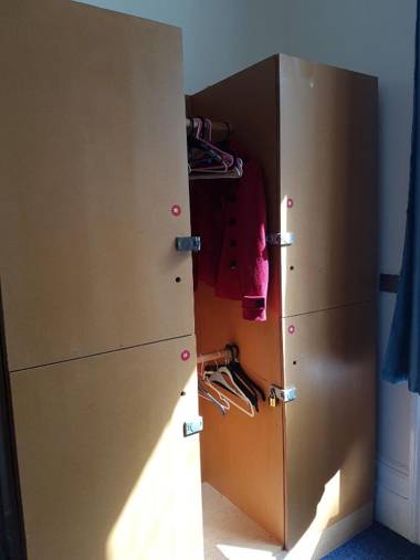 Barmy Badger Backpackers