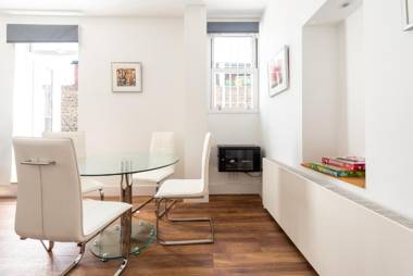 Hyde Park Apartment (SS1)