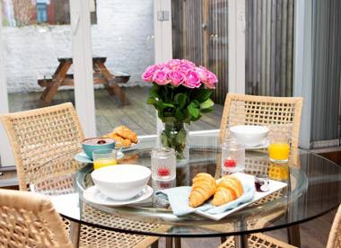 Apt 1 Trafalgar Square (1st Floor)