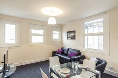 Kennington Apartment E/Apartment