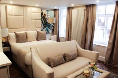 Baker Street Apartments By Flying Butler