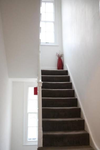 Victoria style flat near Victoria station