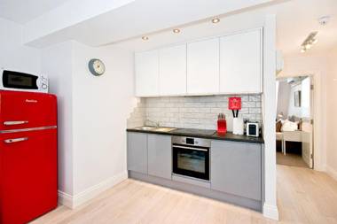 Eldon Chambers Flat 1