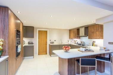 The Norfolk Townhouse - Large & Stunning 5BDR Mews Home on Private Street