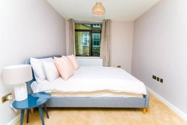 Primestay 91 Baker Street Apartments