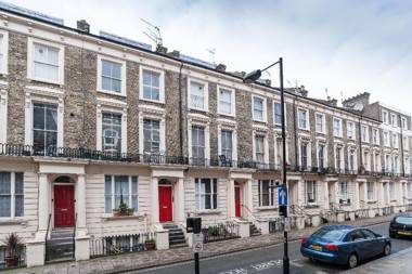 Stylish Notting Hill apartment for 2-4